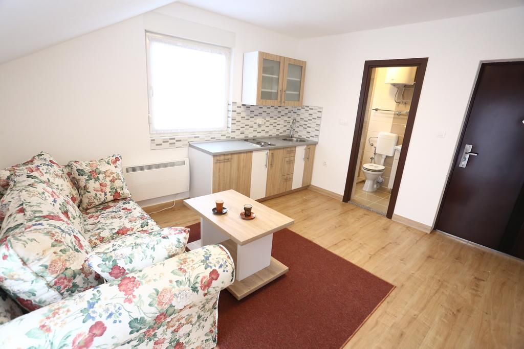 Apartments Kolonija Сараево Екстериор снимка